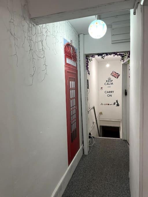 Nice Flat In Heart Of Londres Extérieur photo